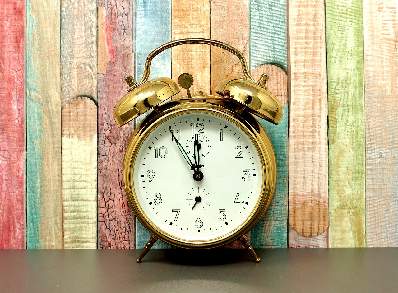 the eleventh hour 3410476 1280